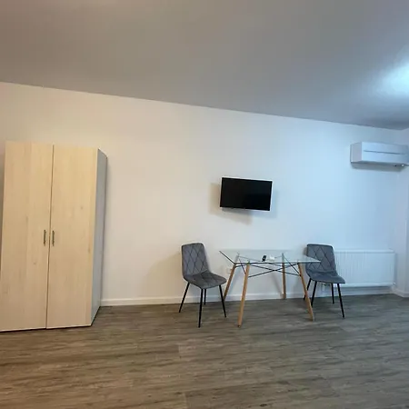 View Luxury Apartment *